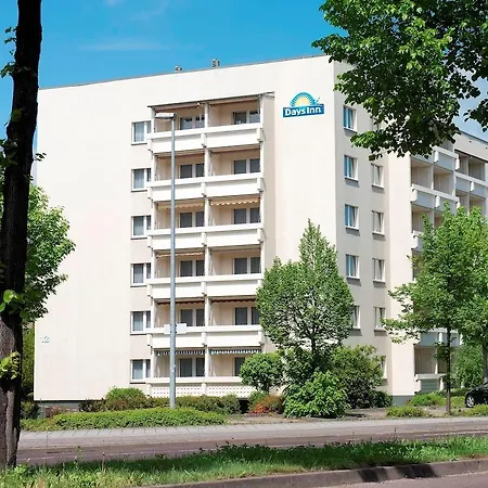 Days Centre Hotel