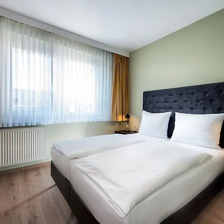Days Centre Hotel 3*