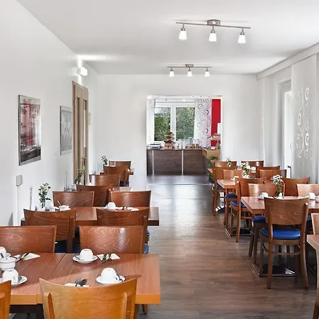 Days Centre Hotel 3*